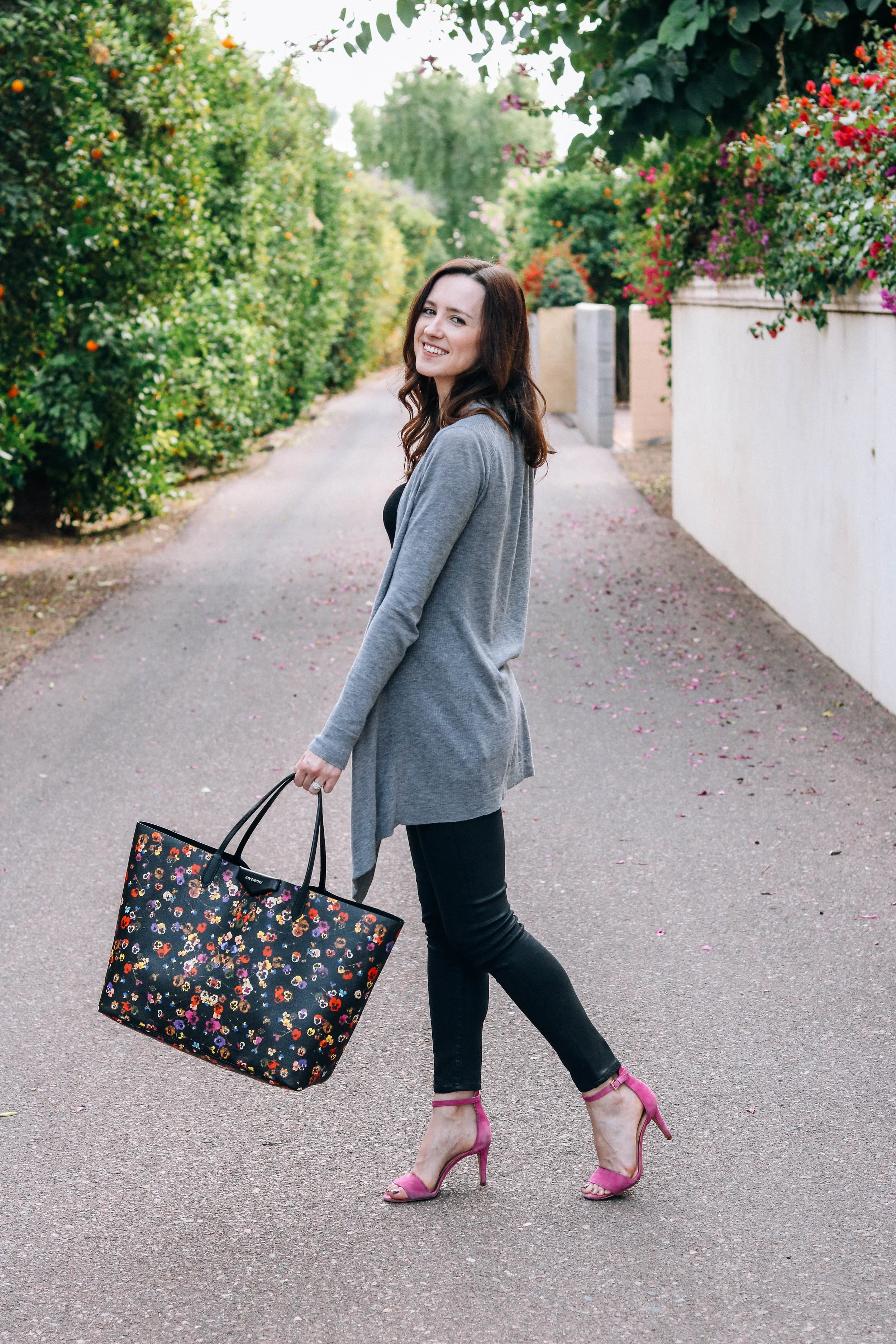 Floral shopper discount